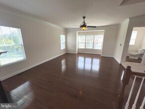 25835 Clairmont Manor Square in Aldie, VA - Building Photo - Building Photo