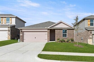 3405 Marie Dr in Tom Bean, TX - Building Photo - Building Photo