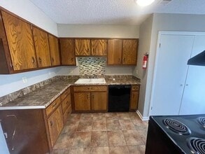 160 Colonial Dr in Munford, TN - Building Photo - Building Photo