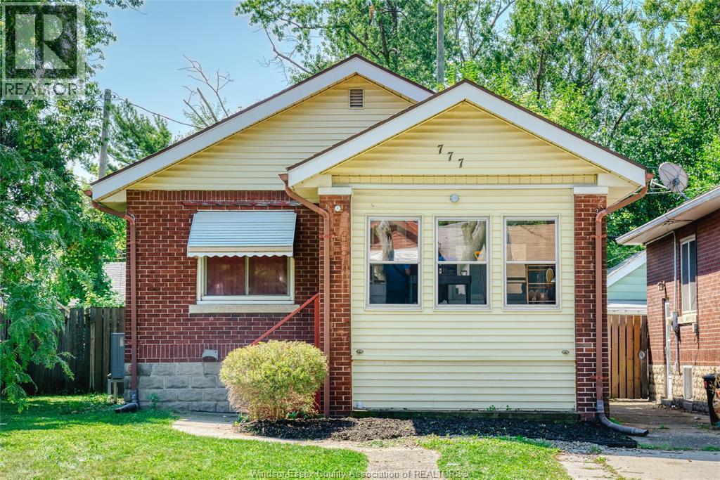 777 Randolph Ave in Windsor, ON - Building Photo
