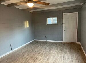 3217 James Ave in Fort Worth, TX - Foto de edificio - Building Photo