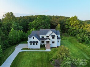 6129 Mt Olive Church Rd in Morganton, NC - Building Photo - Building Photo