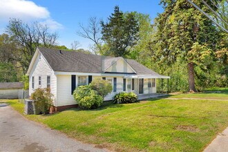 300 E O'neal St in Gaffney, SC - Building Photo - Building Photo