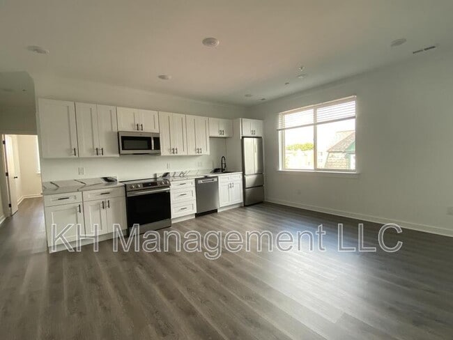 property at 3414 Haverford Ave