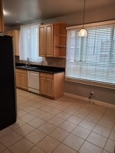 824 26th Ave, Unit 824 in San Francisco, CA - Building Photo - Building Photo