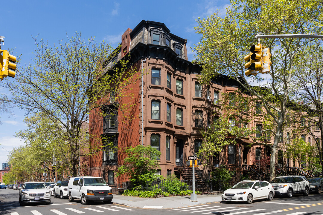 146 6th Ave in Brooklyn, NY - Foto de edificio