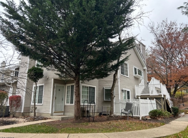 property at 45 Stevens Ct