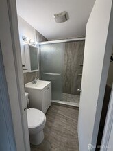 2729 Woodbridge Ave in Edison, NJ - Building Photo - Building Photo