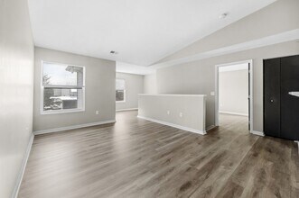 9010 Charlotte Ct in Ypsilanti, MI - Building Photo - Building Photo