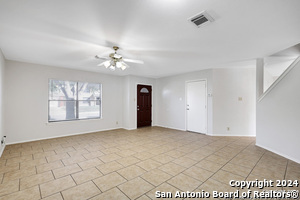 3663 Candlehill in San Antonio, TX - Building Photo - Building Photo