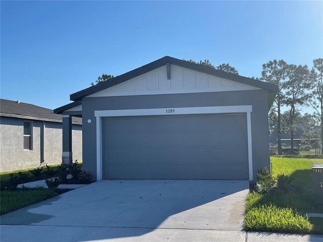 3289 Fresno Pl in Zephyrhills, FL - Building Photo - Building Photo