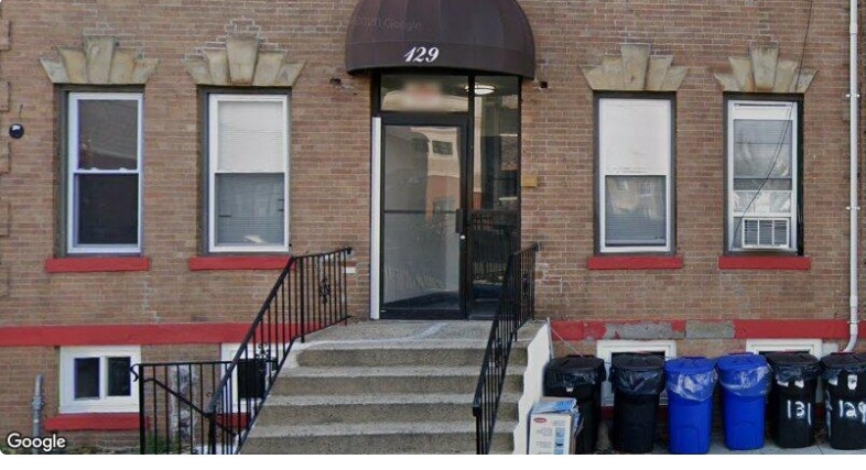 129 Cator Ave in Jersey City, NJ - Building Photo