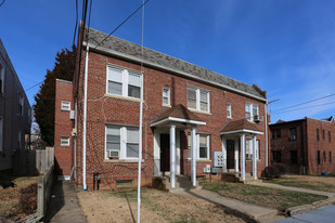 716-718 Jackson St NE in Washington, DC - Building Photo - Building Photo