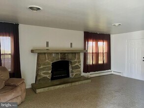 409 E Pittsfield St in Pennsville Township, NJ - Building Photo - Building Photo