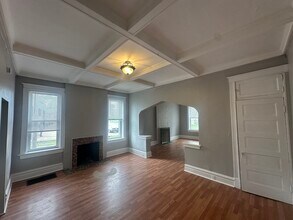 2668 Nebraska Ave, Unit 2666 in St. Louis, MO - Foto de edificio - Building Photo