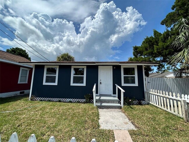 626 29th Ave S in St. Petersburg, FL - Building Photo - Building Photo