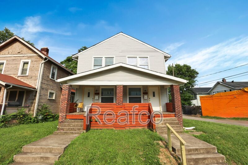 448 N Champion Ave in Columbus, OH - Building Photo