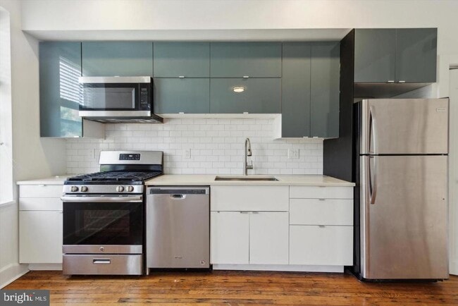 4815 Chester Ave in Philadelphia, PA - Building Photo - Building Photo