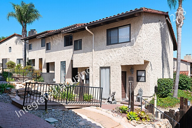 property at 1915 Estrella De Mar Ct