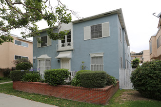 447-449 1/2 S Maple Dr in Beverly Hills, CA - Building Photo - Building Photo