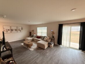 4116 Madeline Farm Blvd in New Bern, NC - Building Photo - Building Photo