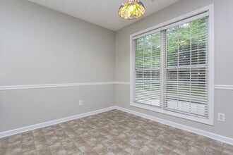 761 Simon Park Cir in Lawrenceville, GA - Building Photo - Building Photo