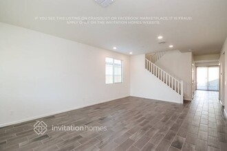 1738 W Lacewood Pl in Phoenix, AZ - Building Photo - Building Photo
