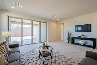 5944 E Melinda Ln in Phoenix, AZ - Building Photo - Building Photo