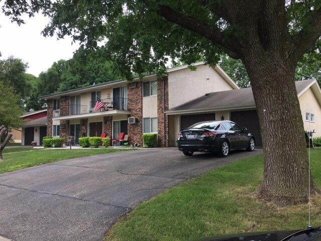 508 Dakota St S, Unit 2 in Shakopee, MN - Building Photo