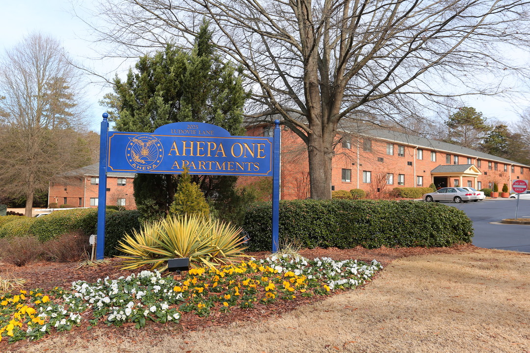 Ahepa One Apartments in Decatur, GA - Building Photo