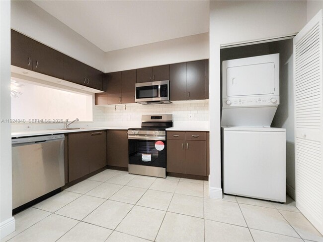 property at 34 Key W Ct