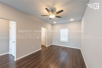 211 Grove Ln in Bentonville, AR - Building Photo - Building Photo