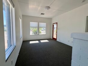 1121 N 1st Ave in Tucson, AZ - Foto de edificio - Building Photo