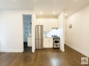 EASTERN PARKWAY / Rent Stabilized  Crown Heights 1-Bed 1-Bath / Prospect Park in Brooklyn, NY - Building Photo - Building Photo