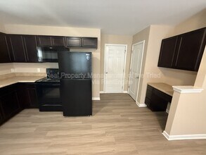 2003 Chapel Park Ln in Greensboro, NC - Building Photo - Building Photo