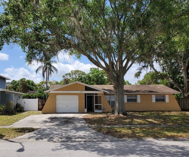 property at 14532 Knoll Ridge Dr