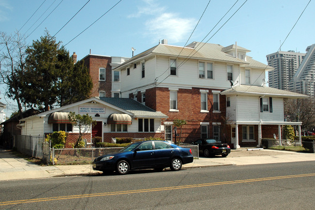 3419 Ventnor Ave in Atlantic City, NJ - Building Photo - Building Photo