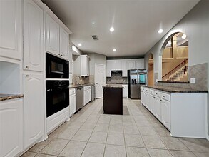 16539 Mesa Point Dr in Houston, TX - Building Photo - Building Photo