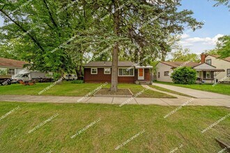 15856 Winston Ave in Redford, MI - Building Photo - Building Photo