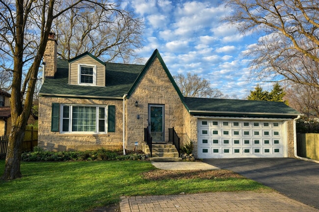 property at 2727 Elgin Rd