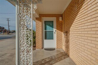 3273 Lackland Rd in Fort Worth, TX - Building Photo - Building Photo