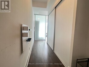 57 St Joseph St in Toronto, ON - Building Photo - Building Photo