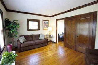 Grace Apartments in Lakewood, OH - Foto de edificio - Building Photo