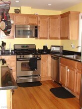 39 Oak St-Unit -Apt 3 in Stamford, CT - Building Photo - Building Photo