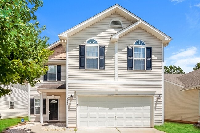property at 8450 Newfane Rd