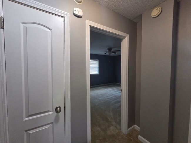 2106 Harbert Ave in Memphis, TN - Building Photo - Building Photo