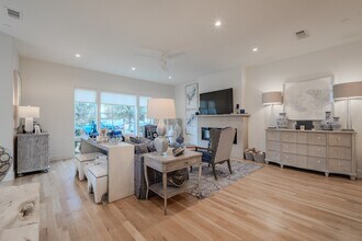 4551 Fairway Ave in Dallas, TX - Building Photo - Building Photo