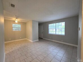 6424 Dunbar Rd in Pensacola, FL - Building Photo - Building Photo