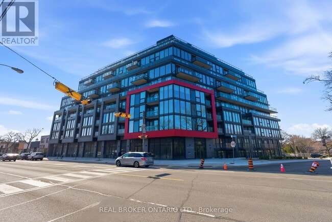 property at 2 Manderley Dr