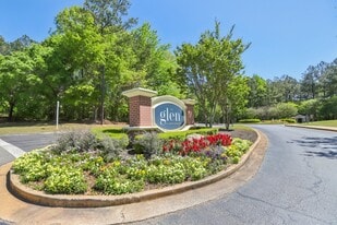 The Glen at Lanier Crossing in Stockbridge, GA - Building Photo